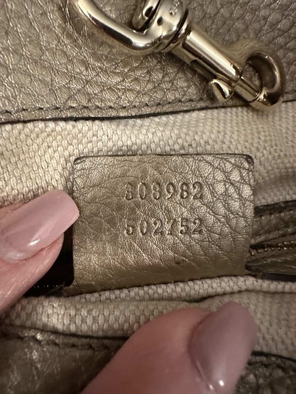 Gucci Metallic Taupe Soho Leather Shoulder Bag - Picture 8 of 8